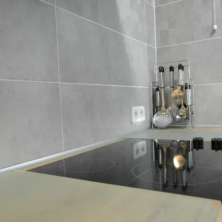 Apartment T2 *
